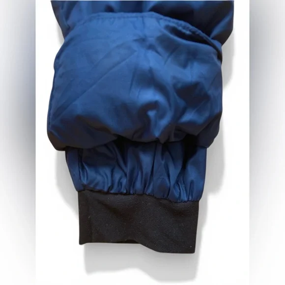 L.L. Bean Vintage Women’s Small DownTek Puffer Jacket Navy Blue Fitted Hooded - Picture 7 of 10